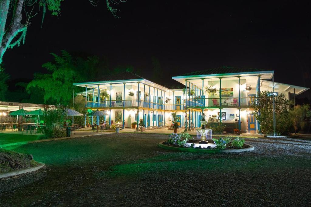 Hotel Hacienda Santa Clara Santa Rosa de Cabal Exterior photo